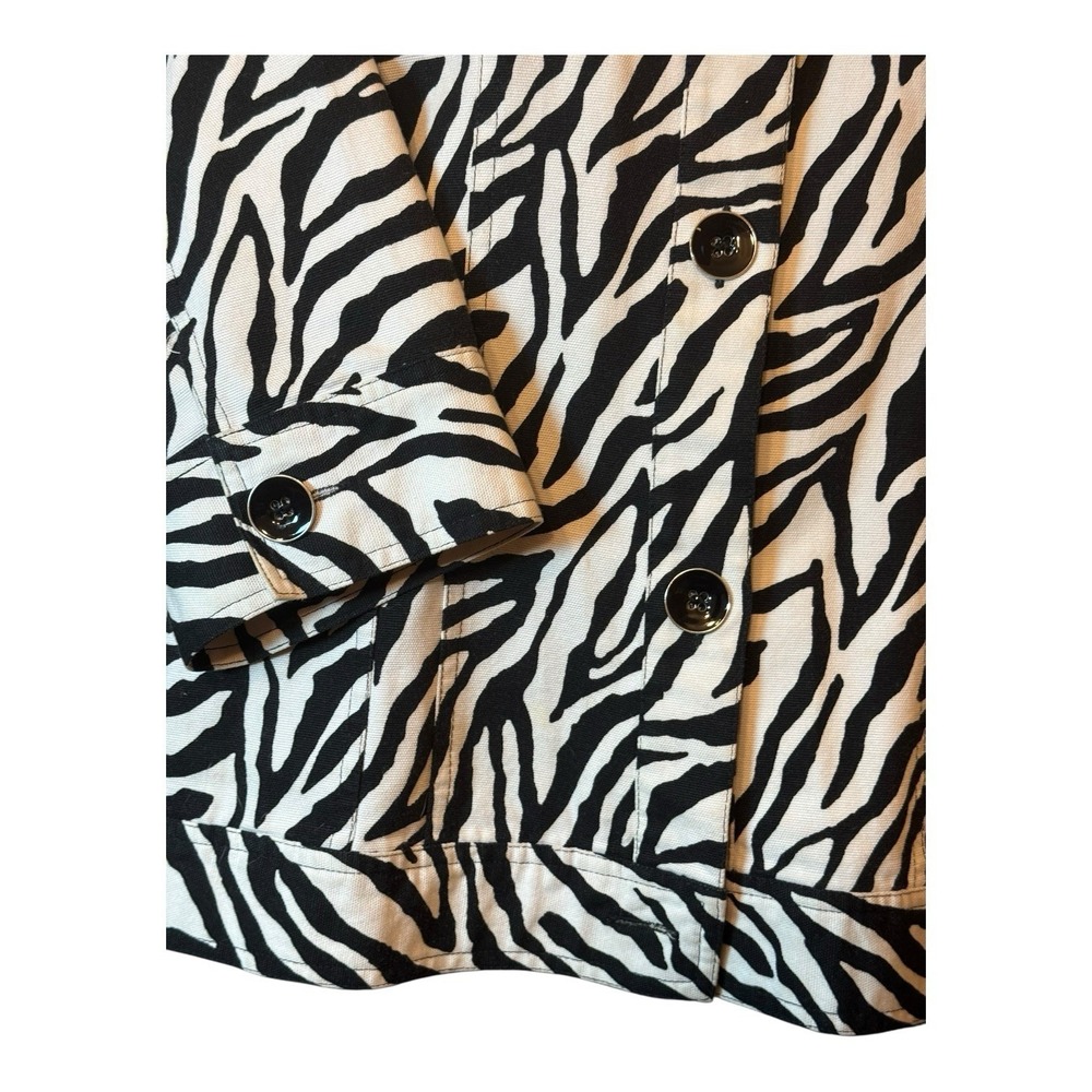 Chico's  Women's Size 2 (Ladies‎ 12) Zebra Black & White Print Jacket Button Up - Picture 4 of 14